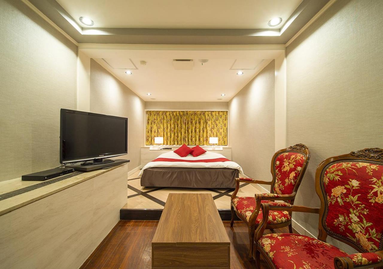 Hotel U'S Kouroen (Adults Only) Nishinomiya Eksteriør bilde